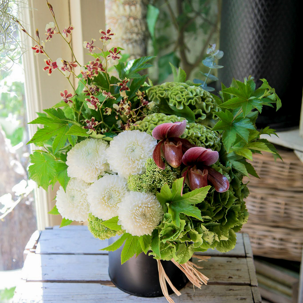 敬老の日　花ギフト　清楚なアレンジメント